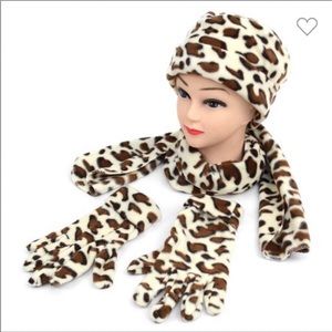 Women’s Animal Leopard Print Winter Glove Hat Scarf Set